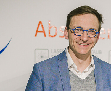 Dr. Stefan Jakschik ist Referent auf den Smart Factory Days